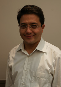 Dr. DUVAL
